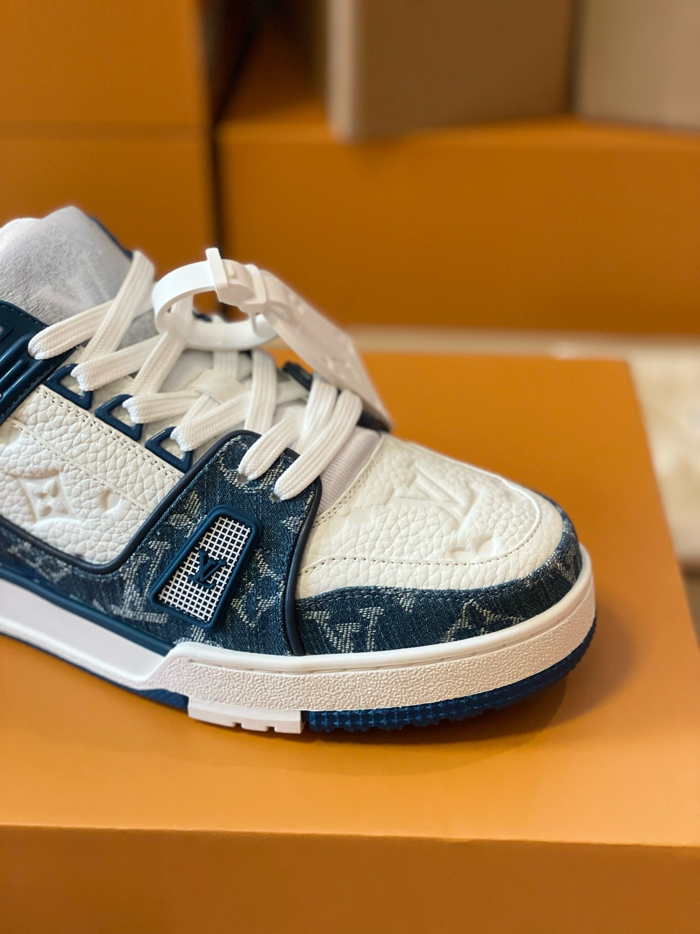 Loui Vuitto TRAINER SNEAKER